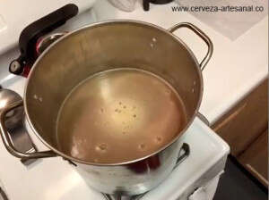 Mosto hirviendo lentamente