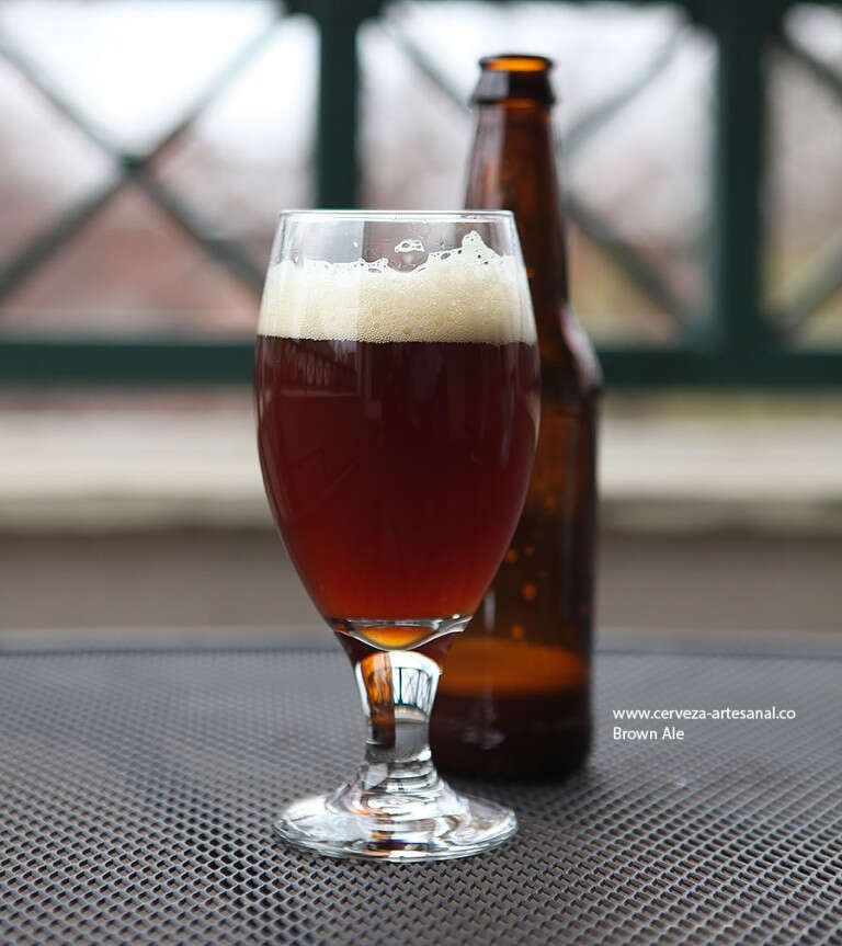 Brown Ale 60 minutos con lúpulo Warrior Cómo hacer cerveza