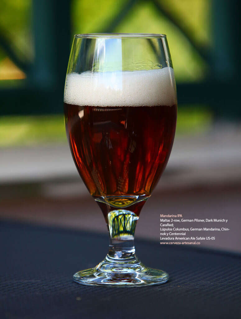 Mandarina IPA con maltas 2row, German Pilsner, Dark Munich y CaraRed