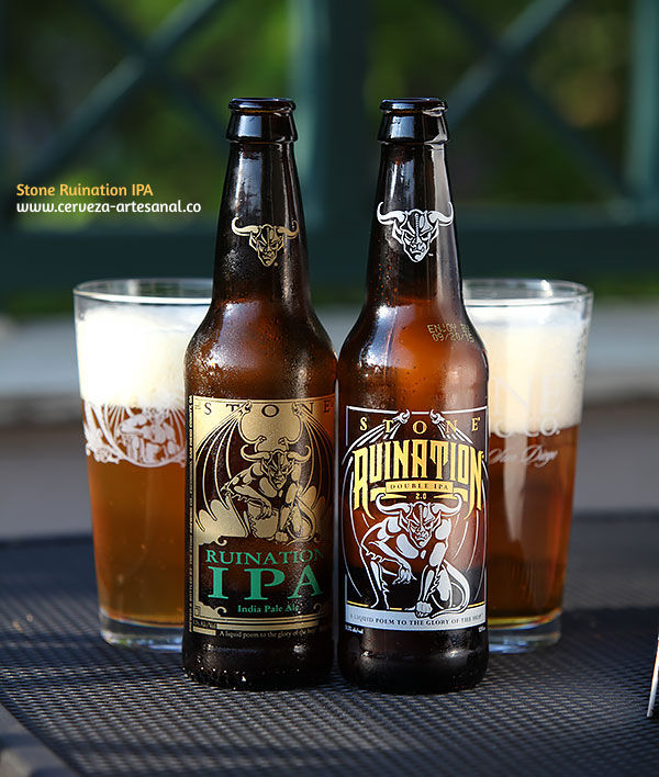 Dos versiones de la cerveza Stone Ruination IPA